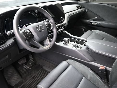 Used 2024 Lexus TX 550h AWD Plug-In Hybrid w/ Technology Package image 9