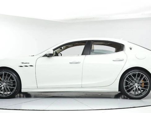 Used 2022 Maserati Ghibli Modena RWD image 7
