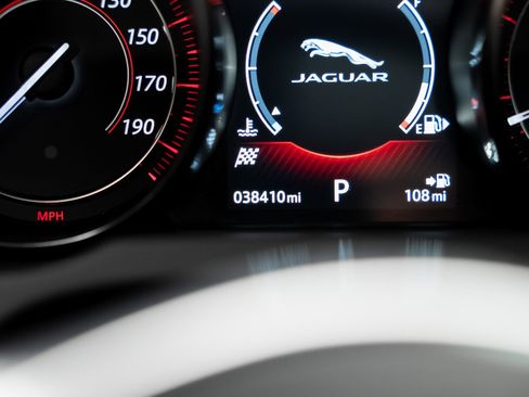 Used 2020 Jaguar F-TYPE Coupe image 46