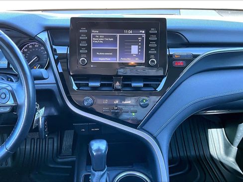 Used 2021 Toyota Camry SE image 7