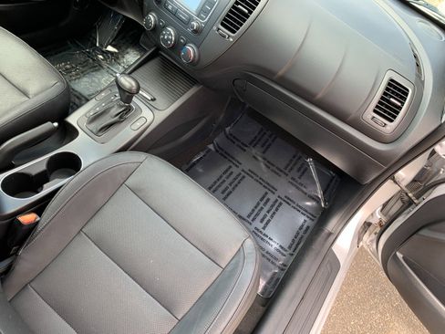 Used 2015 Kia Forte EX w/ Premium Package image 37