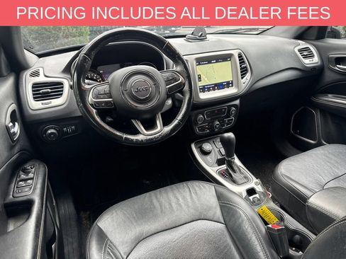 Used 2021 Jeep Compass Latitude w/ Sun and Sound Group AWD/4WD image 2