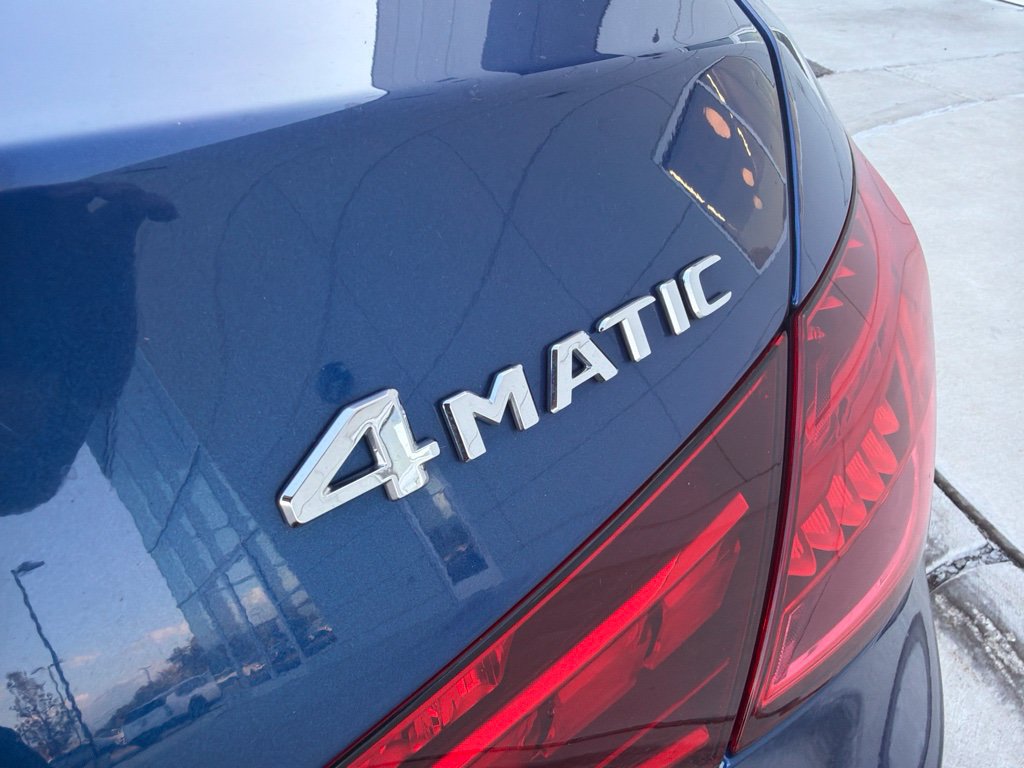 Used 2023 Mercedes-Benz C 300 4MATIC Sedan image 4
