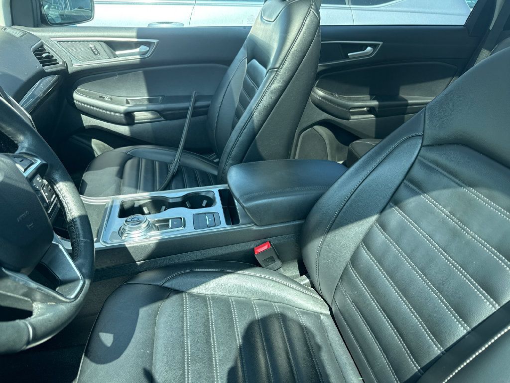 Used 2024 Ford Edge SEL w/ Convenience Package AWD/4WD image 7