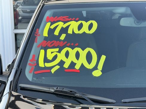 Used 2018 GMC Terrain SLE image 2