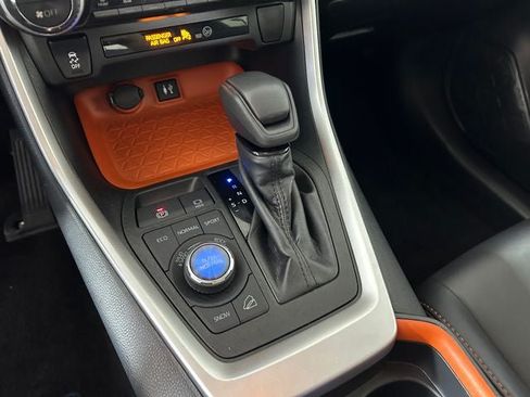 Used 2019 Toyota RAV4 Adventure AWD/4WD image 19