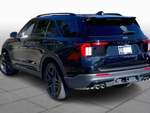 Certified 2025 Ford Explorer ST image 11