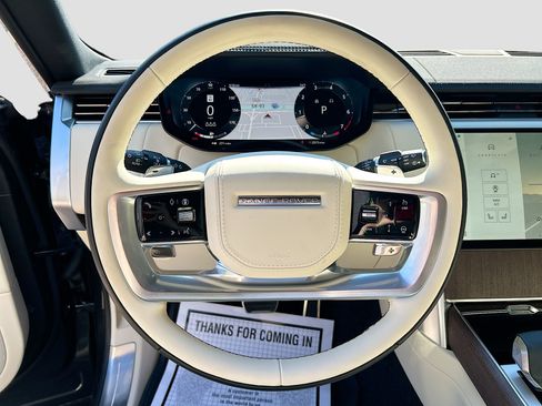 Used 2025 Land Rover Range Rover SE AWD/4WD image 33