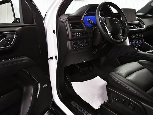 Used 2024 Chevrolet Suburban Z71 w/ Max Trailering Package image 14