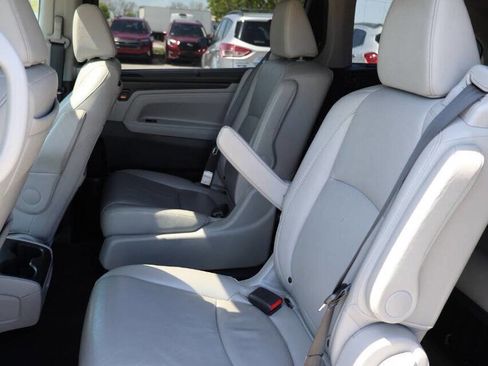 Used 2019 Honda Odyssey Elite image 18