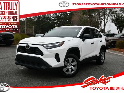 Certified 2023 Toyota RAV4 LE image 1
