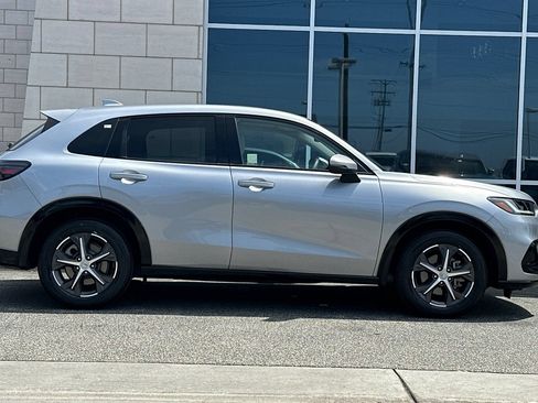 Used 2024 Honda HR-V EX-L image 3