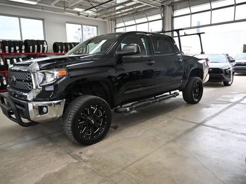 Used 2020 Toyota Tundra SR5 AWD/4WD image 9