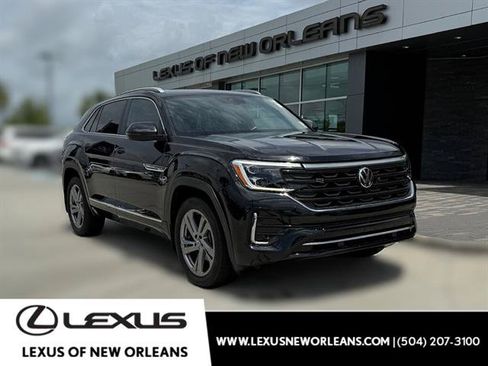 Used 2024 Volkswagen Atlas Cross Sport SEL R-Line AWD/4WD image 1