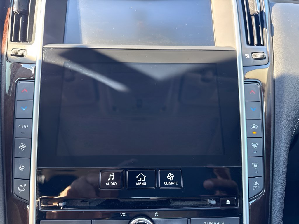 Used 2018 INFINITI Q50 Luxe w/ Essential Package (3.0T Luxe) RWD image 15