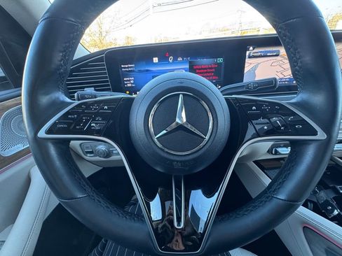 Used 2024 Mercedes-Benz GLS 450 4MATIC image 43