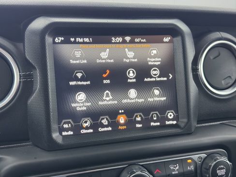 Used 2020 Jeep Gladiator Overland image 29