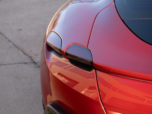 Used 2024 Ferrari Roma image 22