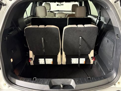 Used 2018 Ford Explorer FWD image 36