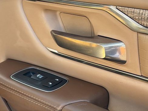 Used 2019 RAM 1500 Limited image 38