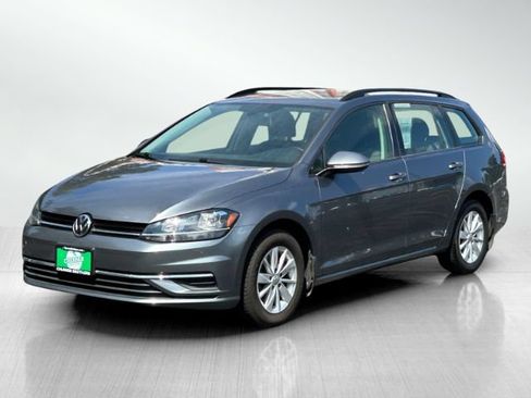 Used 2018 Volkswagen Golf S FWD image 8
