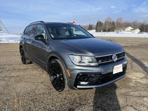 Used 2021 Volkswagen Tiguan SE R-Line w/ 3rd Row Seat Package image 7
