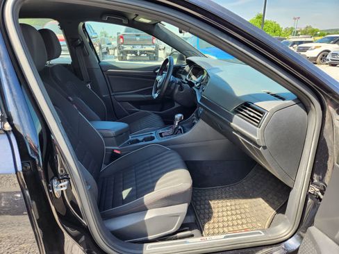 Used 2019 Volkswagen Jetta GLI image 21