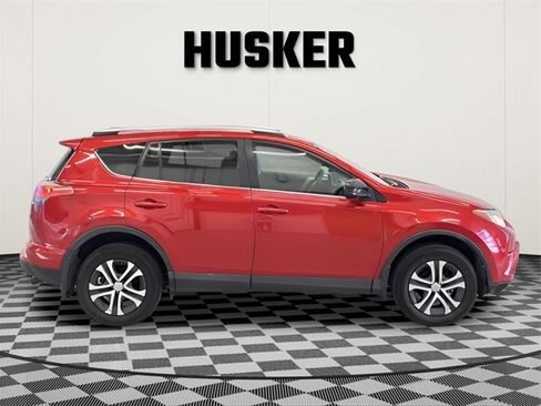 Used 2016 Toyota RAV4 LE image 2