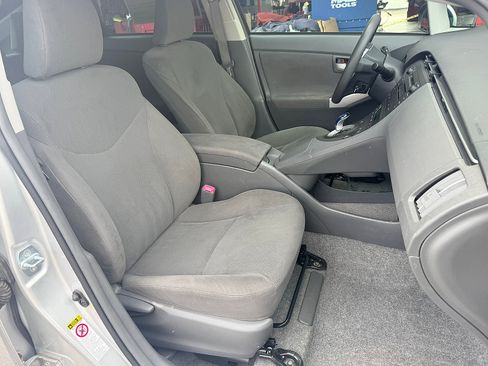 Used 2011 Toyota Prius Three FWD image 30