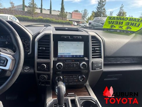 Used 2018 Ford F150 Lariat w/ Equipment Group 502A Luxury AWD/4WD image 16