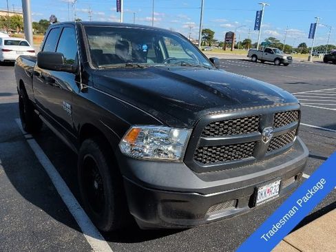 Used 2019 RAM 1500 Tradesman RWD image 3