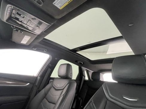 Used 2021 Cadillac XT5 Sportv image 44