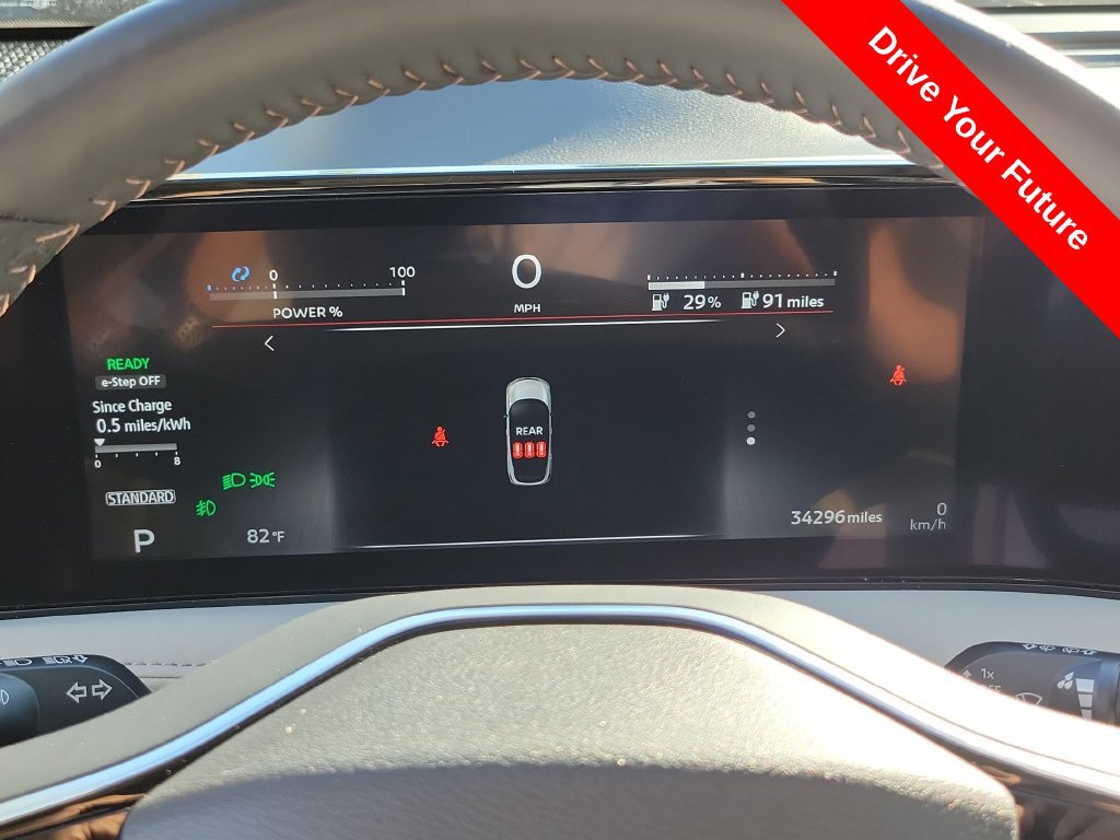 Used 2024 Nissan Ariya FWD image 9
