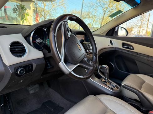 Used 2013 Chevrolet Cruze LTZ w/ Enhanced Safety Package image 19