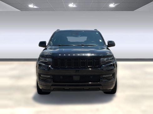 Used 2024 Jeep Wagoneer Series III w/ Premium Group I AWD/4WD image 6