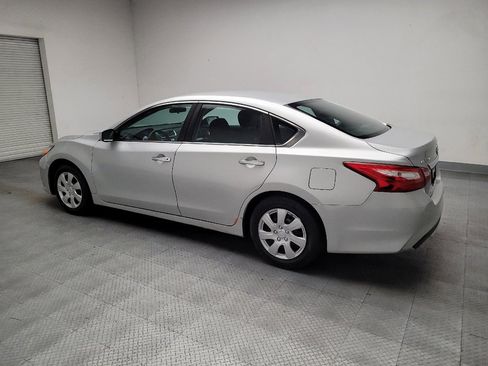 Used 2016 Nissan Altima 2.5 S w/ Power Driver Seat Package FWD image 3
