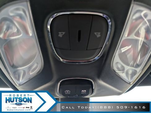 Used 2025 Jeep Compass Limited w/ High Altitude Package AWD/4WD image 25