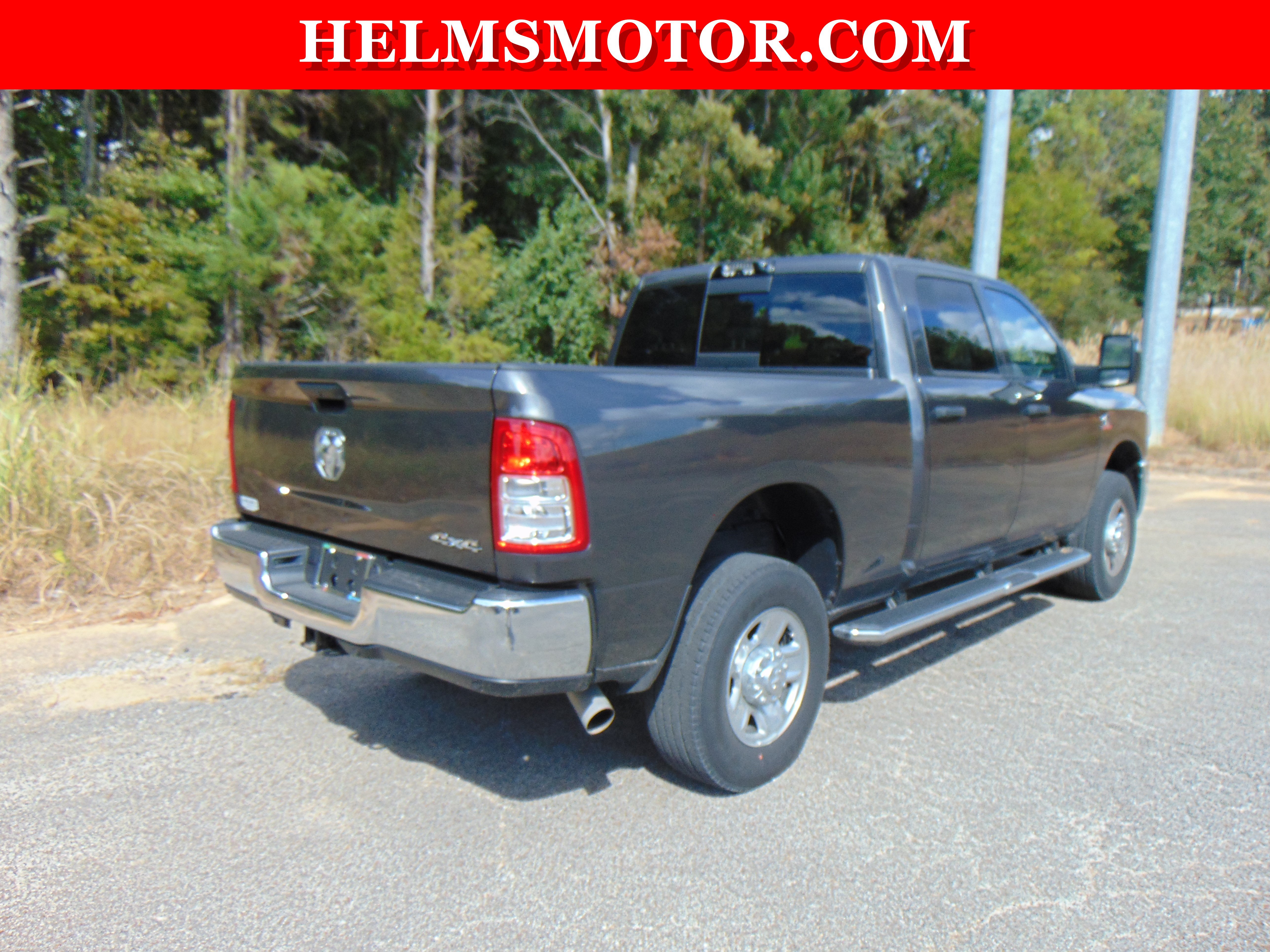 Used 2024 RAM 2500 Tradesman w/ Chrome Appearance Group AWD/4WD image 15