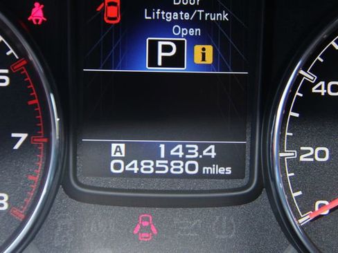 Used 2014 Subaru Outback 2.5i Limited image 22