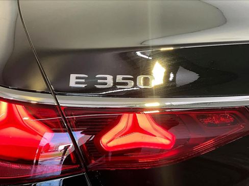 New 2026 Mercedes-Benz E 350 4MATIC Sedan image 6