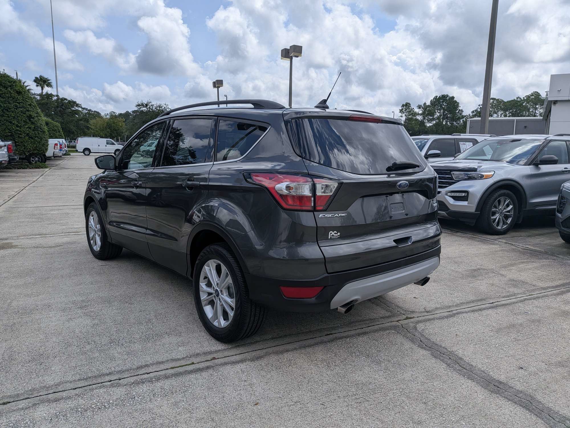 Used 2018 Ford Escape SEL FWD image 6