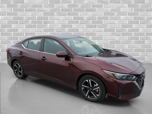 Used 2024 Nissan Sentra SV FWD image 6