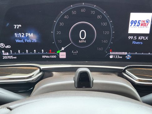 Certified 2024 Cadillac Escalade Premium Luxury w/ Performance Package image 15