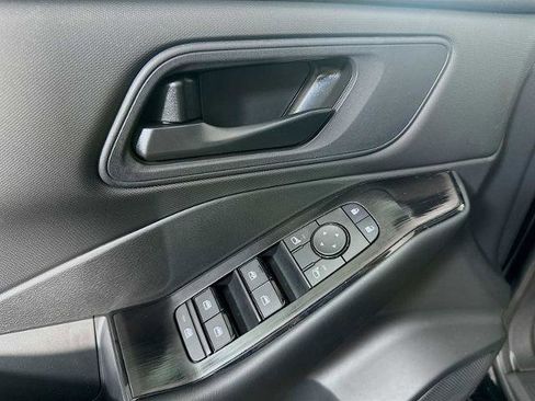 Certified 2025 Nissan Rogue S image 16