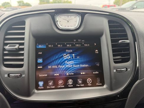 Used 2016 Chrysler 300 S AWD/4WD image 22