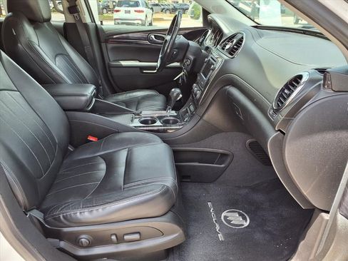 Used 2017 Buick Enclave Leather w/ Trailering Package FWD image 9
