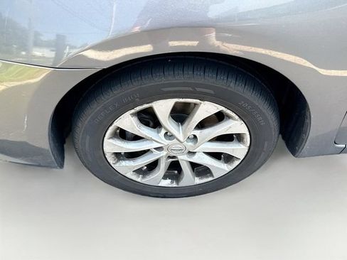 Used 2018 Nissan Sentra SV FWD image 27