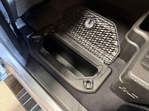 Certified 2025 RAM 1500 Tradesman w/ Night Edition AWD/4WD image 24