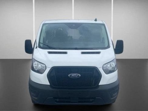Used 2025 Ford Transit 150 Low Roof RWD image 6