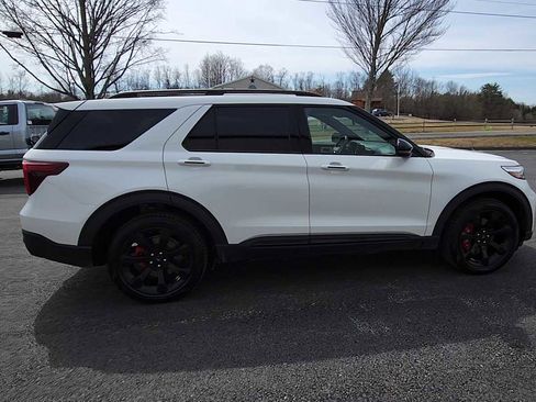 Used 2023 Ford Explorer ST w/ Equipment Group 401A image 9